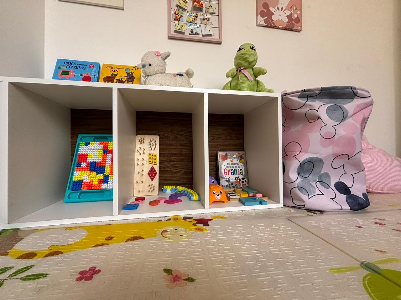 Área de Juego y Lectura